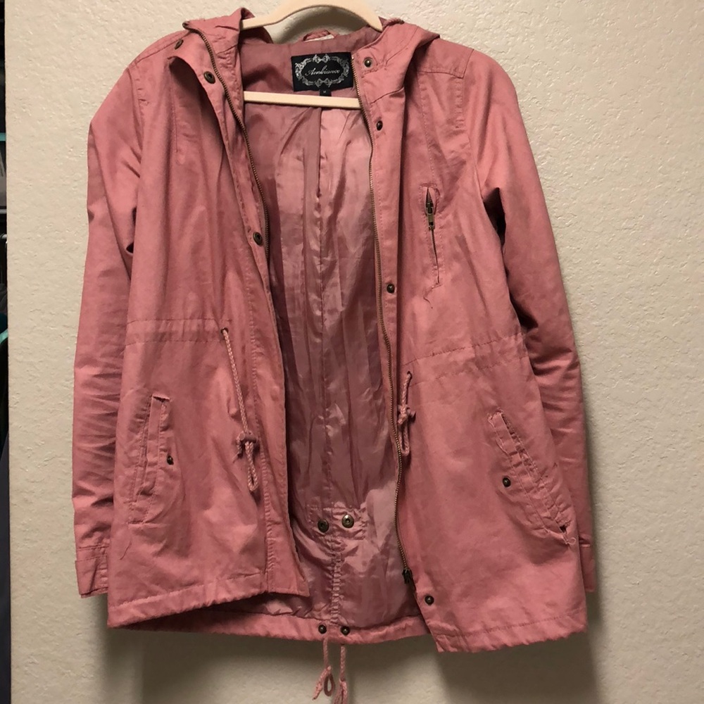 Pink utility jacket with hood and pockets